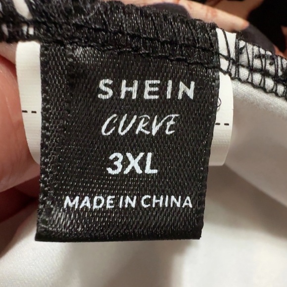 NWOT Leopard Print Off-Shoulder Romper Stretchy Size 3XL - Picture 5 of 7